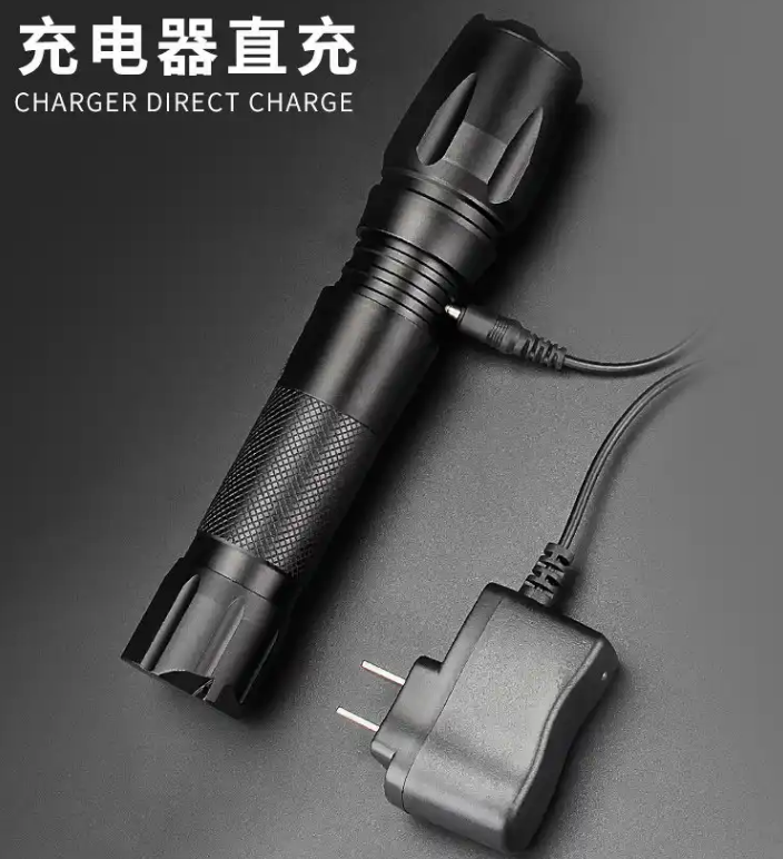 led手电筒充电器多少伏
