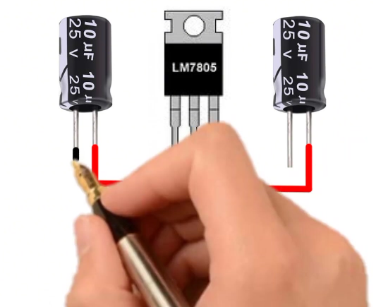 12v变5v最简单方法LM7805
