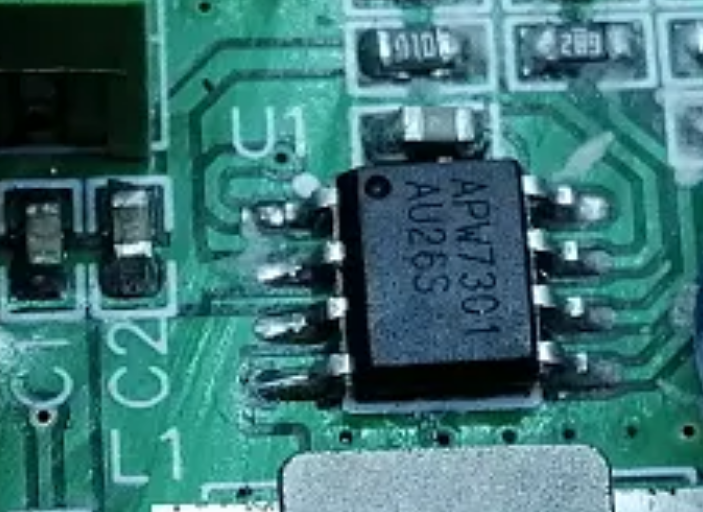 dcdc同步降压原理图 dcdc同步降压原理图