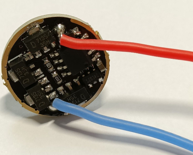 强光手电驱动板电路图 强光手电驱动板电路图